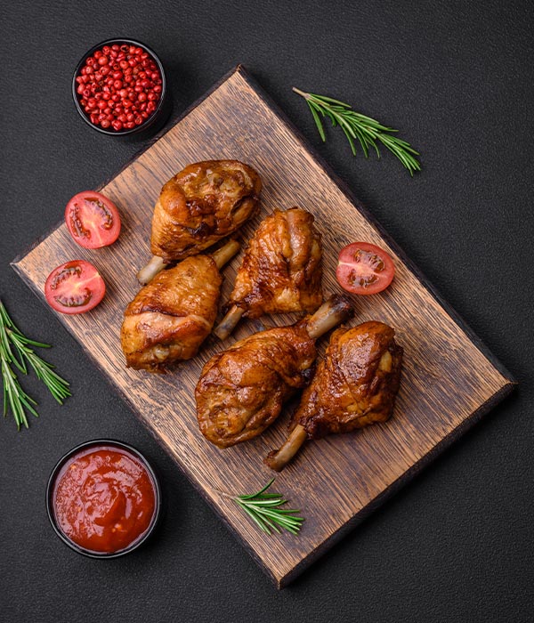 Duck fingers confit - upper duck leg portion, in its own fat, sterilized in a metal can